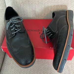 Donald Pliner Casual Oxford
